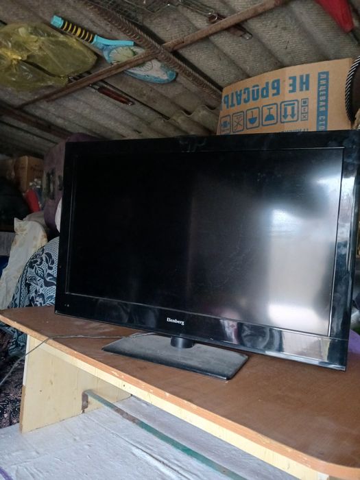 Продам телевизор и пылесосы