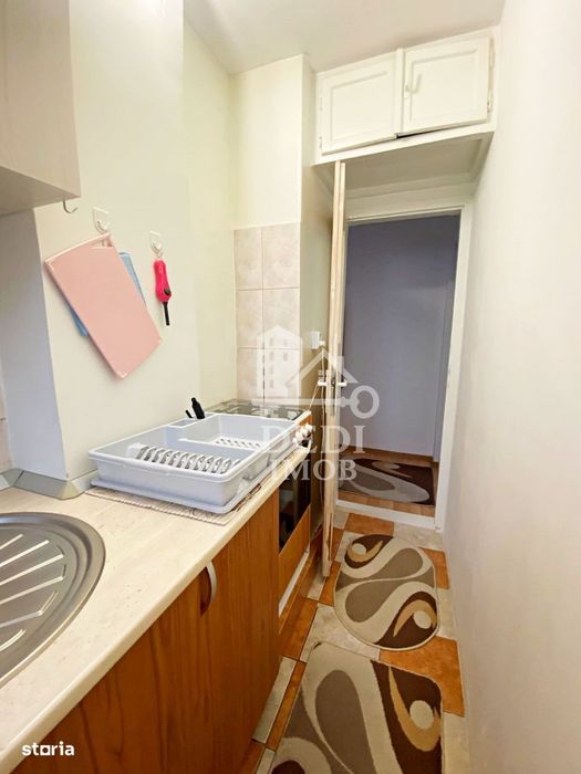 Apartament 3 camere de vânzare in zona Rogerius, Oradea