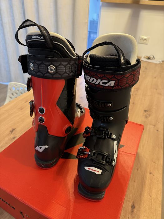 Clapari ski NORDICA Pro Machine 110