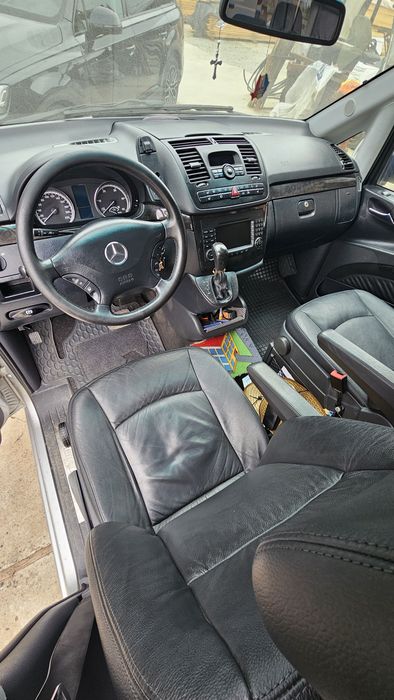 Mercedes Viano 8 locuri