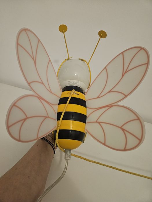 Lustra- albinuta-  e 27