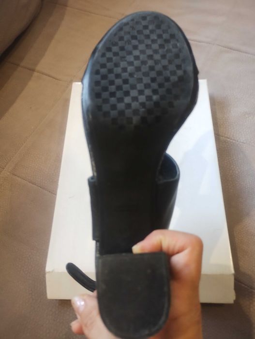 Промо!Дамски елегантни сандали , естествена кожа с висок ток. N40