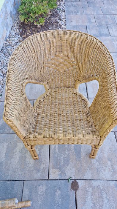 маса и столове естествен ратан