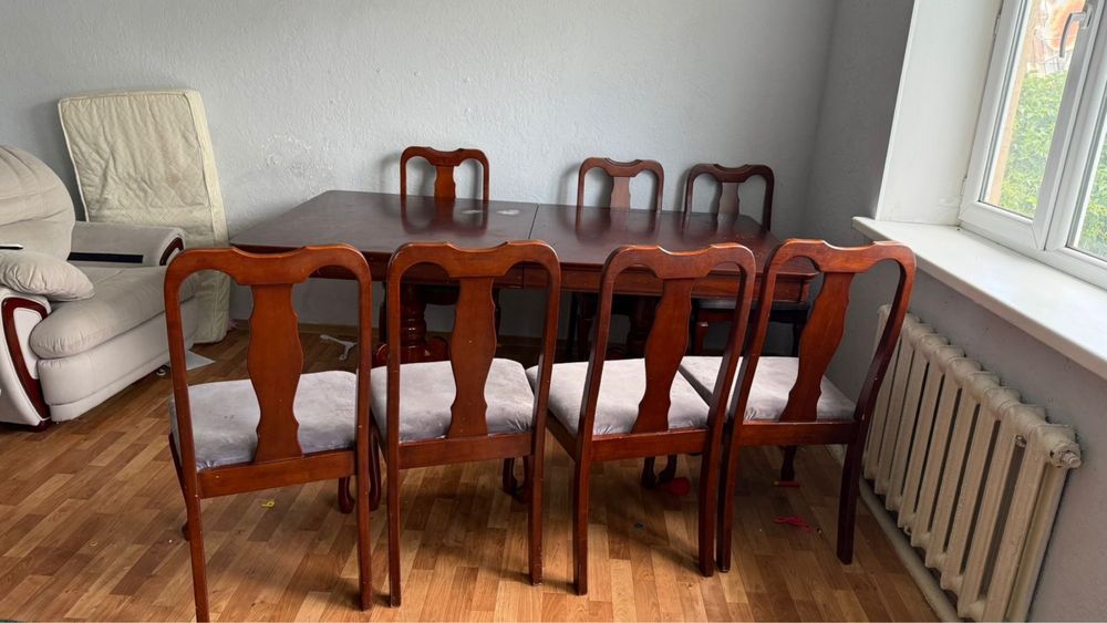 Продам стулья и стол!