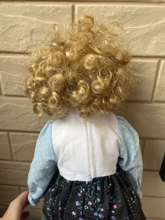 Allison красива нова порцеланова кукла от Америка