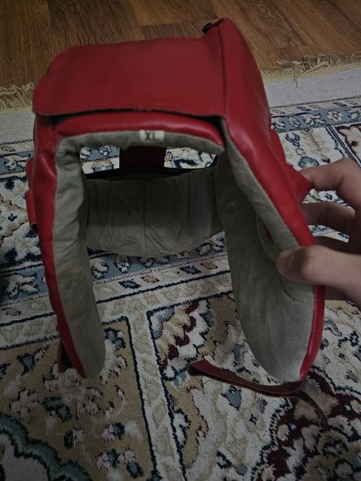 Продам шлем Adidas