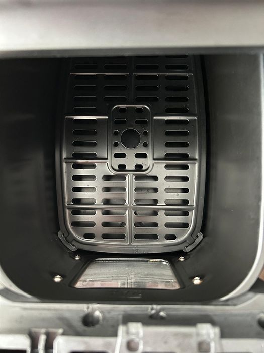 Vând AirFryer stare perfecta de utilizare