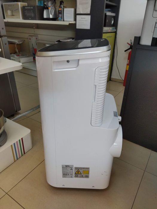 Мобилен климатик AEG