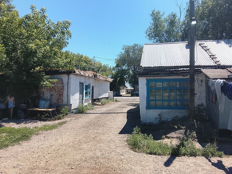 Продаю дом в пригороде