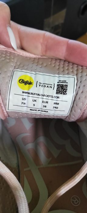 Дамски маратонки 38рр,Bufalo