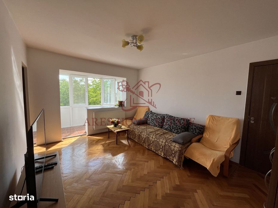 Apartament 4 camere, cu centrala proprie si boxă – zona Take Ionescu