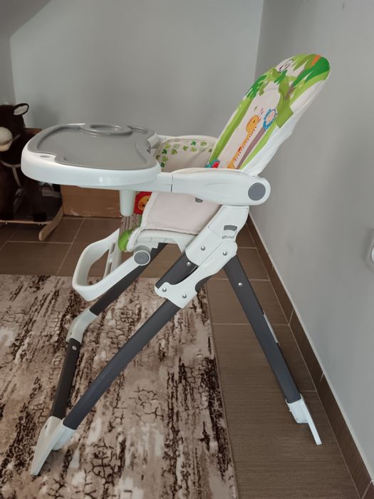 Măsuță pentru bebeluși