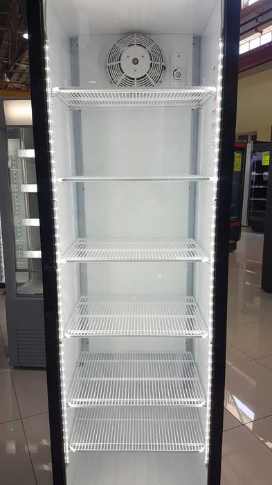 Шкаф холодильный Frigoglass Super-8FFD со стеклянной дверью