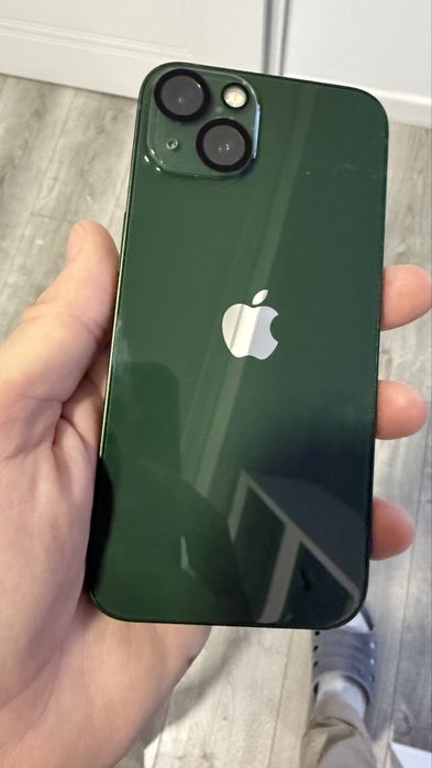 Iphone 13 green , impecabil