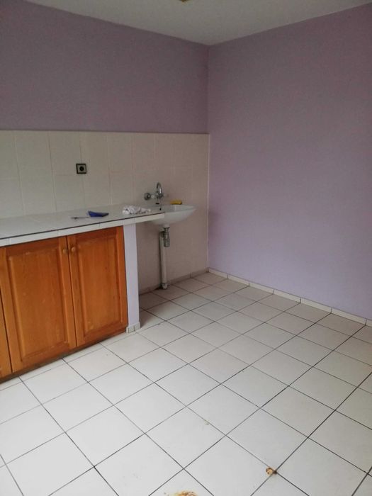 Дава се под наем Офис в Бургас, Център - 18 кв.м за 127.5 € - Снимка #1