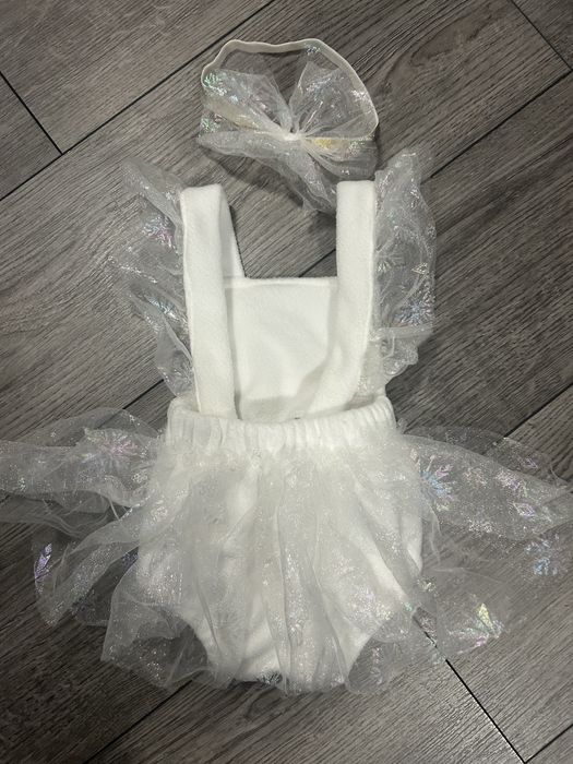 Дрехи за бебешка фотосесия