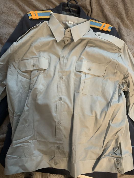 Парадна българска ВВС униформа