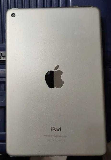 Планшет Apple iPad mini 4 128 ГБ