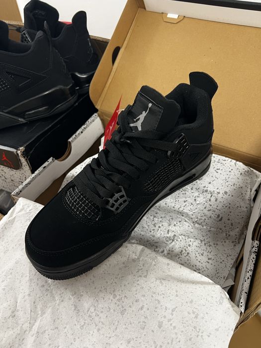 Jordan 4 Black Cat