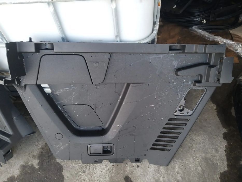 Panou Lateral Stanga Si Dreapta 200/buc cod: 9812509477 pentru Peugeot 3008 Gt Line din 2023, 2.0 HDI, 1.6 THP