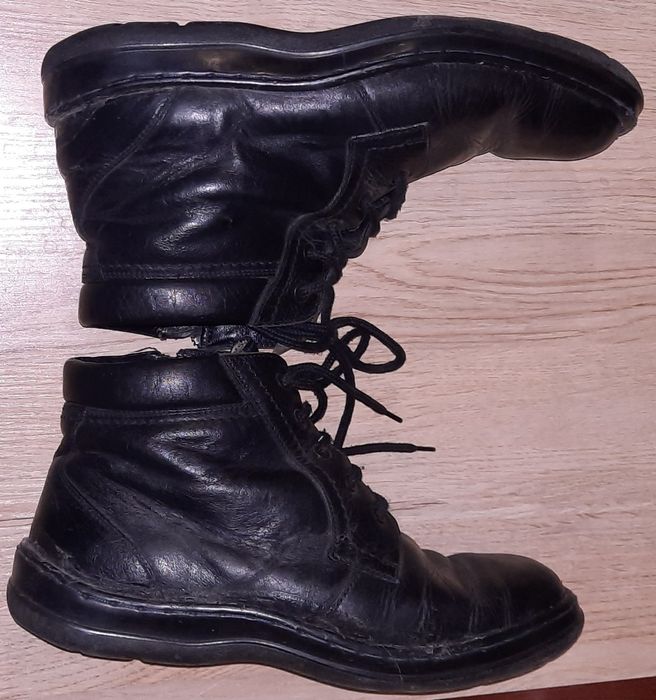 Продам кожанные ботинки