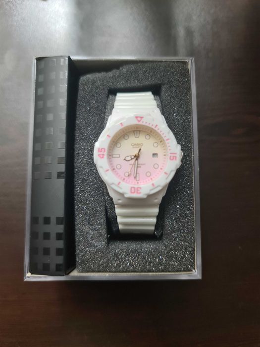 Casio LRW-200H-4E2VDR