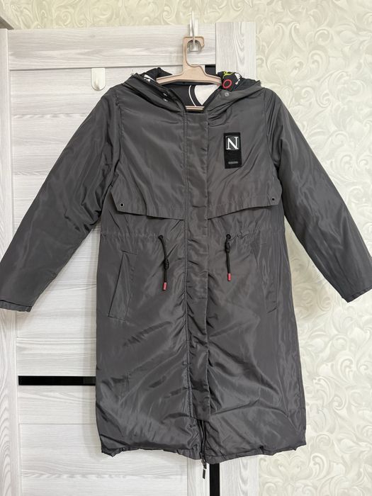 Продается двухсторонняя зимняя, удлиненная куртка