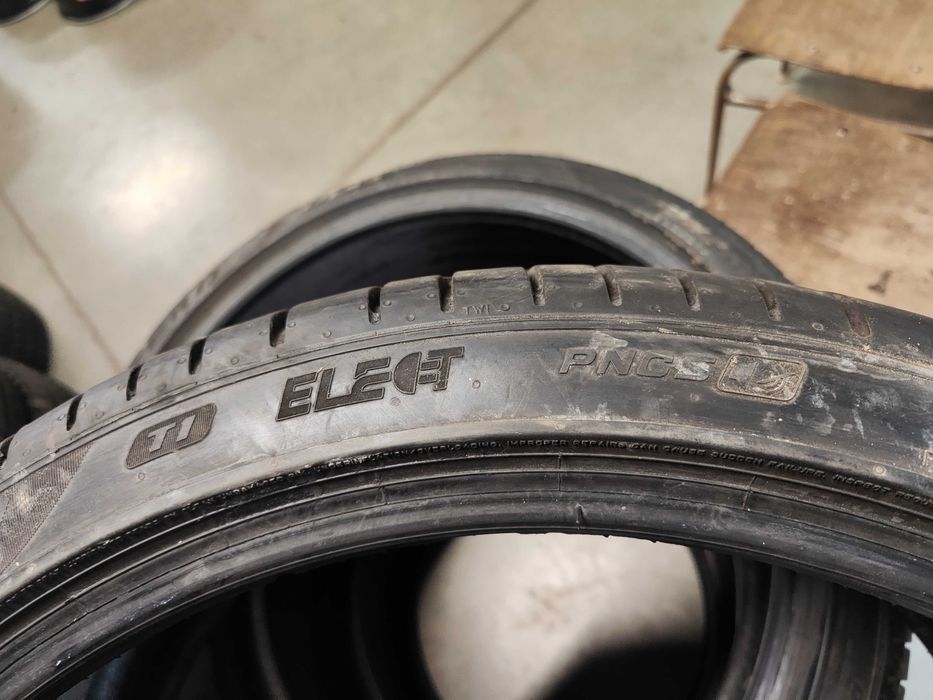 4бр. летни гуми 255/35/21-275/35/21 Pirelli спорт пакет за Tesla