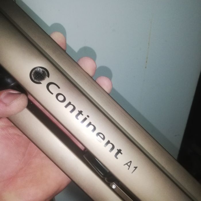 NIKON D300 продам+штатив