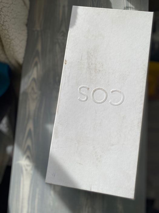 Чехли cos естесвена кожа