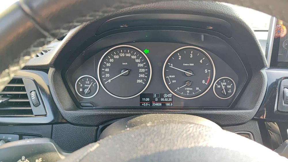 Vând BMW f30 318D an 2017