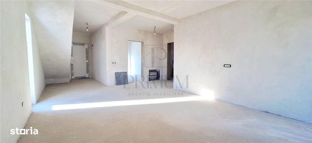 GIROC - Duplex despartit prin camera - 4 Camere - Toate utilitatile