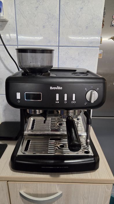 Breville Barista Max Plus Espresso Machine with Grinder