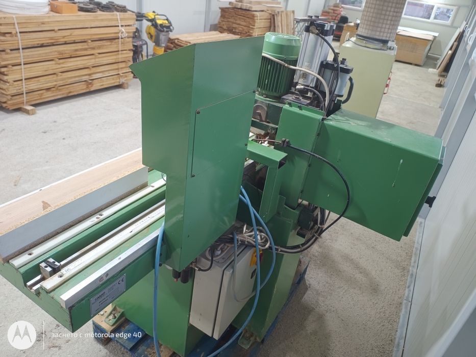 Многошпинделна пробивна машина тип Grass