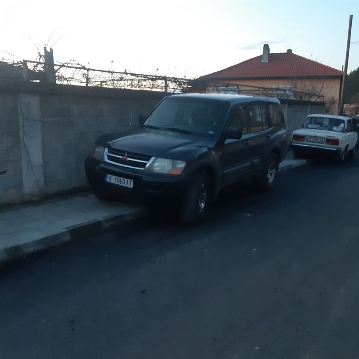 Mitsubishi pajero на части