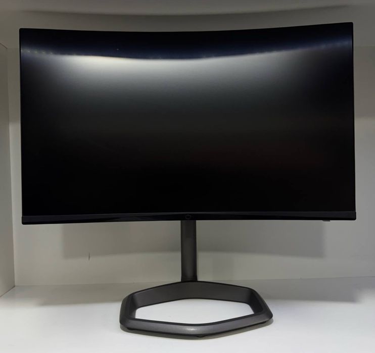 Coller master Curved 27’’ 170hz 2K Sastyanasi ideal