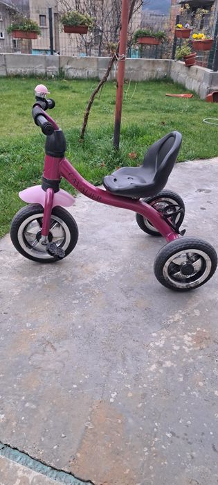 Триколка за дете