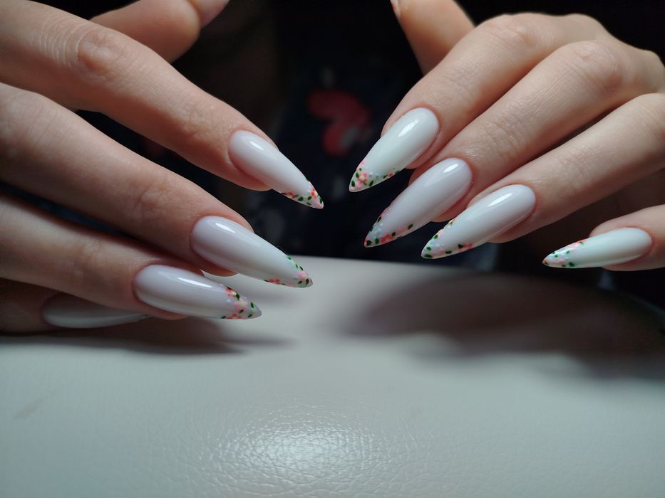 Маникюр круглосуточно