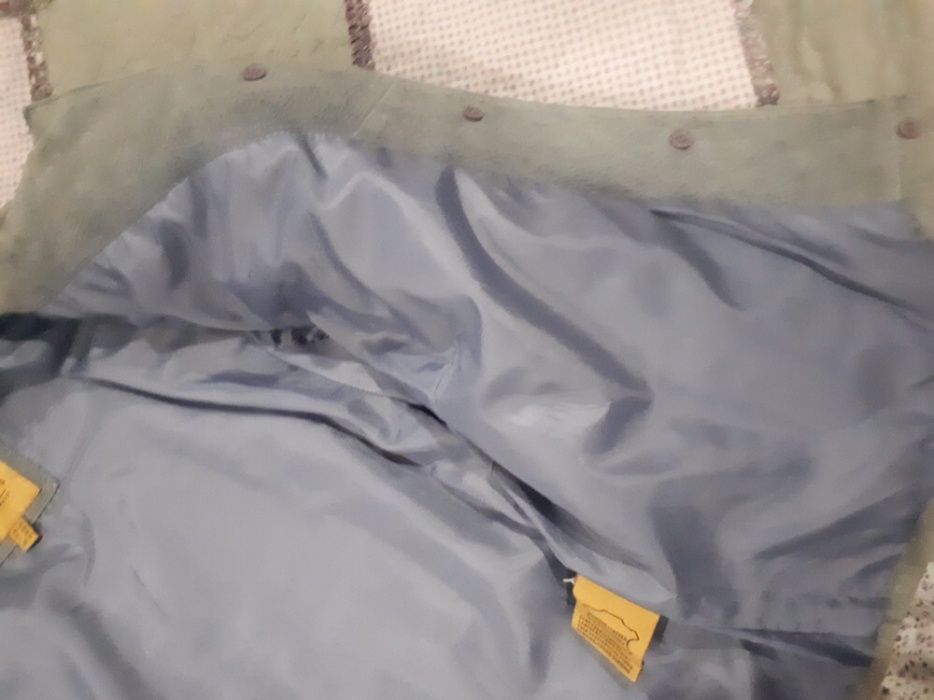 Женская кожаная куртка продается