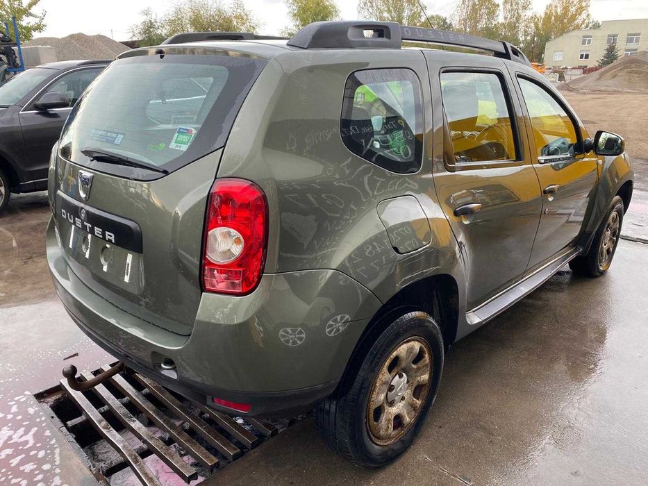 Dezmebrez Dacia Duster 1.5Dci /1.6i /4x4/4x2/bara/far/capota/aripa/usa