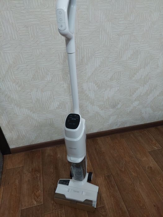 вертикальный пылесос