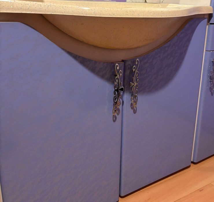 Тоалетка(секция) за баня