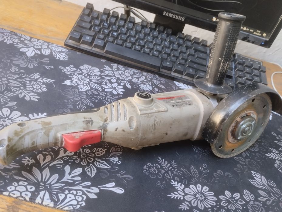 Болгарка Crown 125mm (860W) оригинал