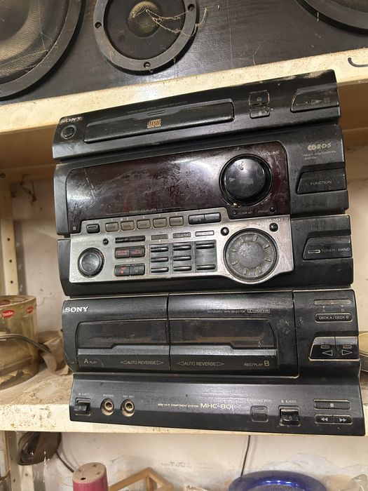 Sony MHC-801 – мощна мини Hi-Fi система с тонколони