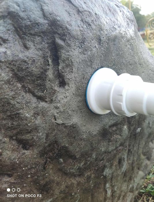 Старо каменно кръгло корито