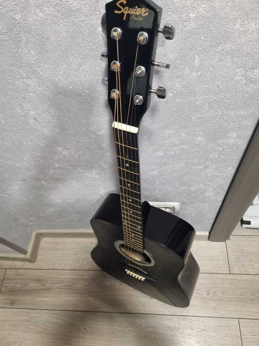 Chitara Acustica  Squier Fender