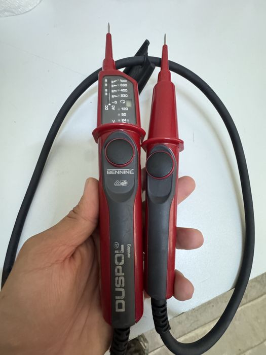 Tester Benning duspol