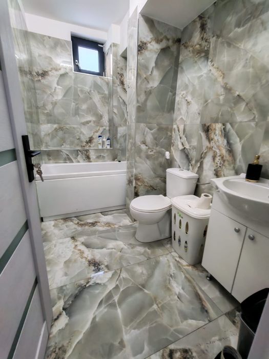 Închiriez garsoniera în regim hotelier