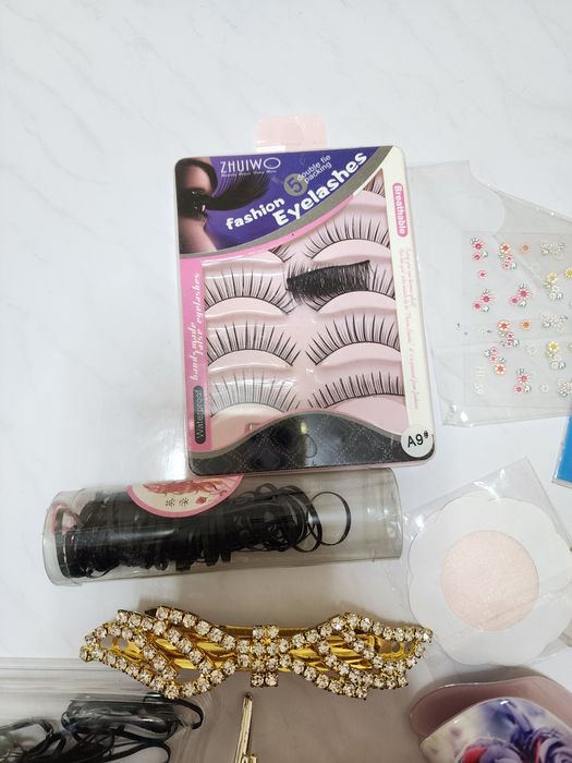 Заколки, резинки, браслеты