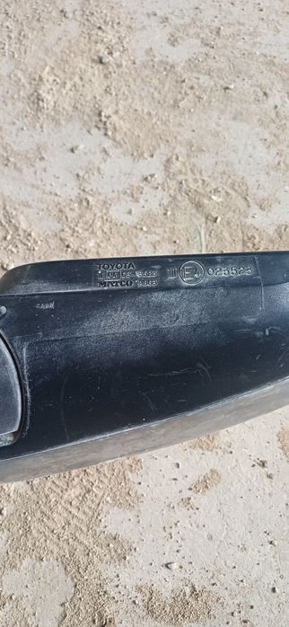 Зеркало заднего вида